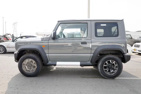 Discover undefined undefined Exterior Interior Images.Find all aspects and details of cars.