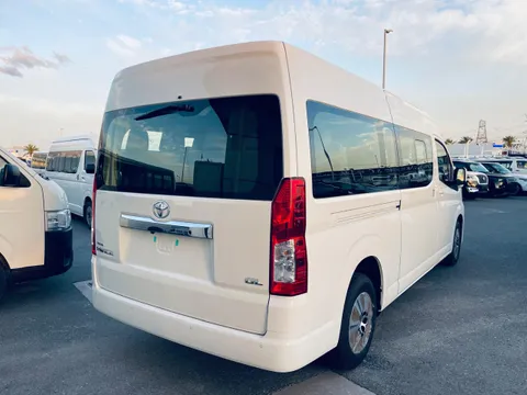 New Toyota Hiace 2.8L Commuter M/T Highline 2024