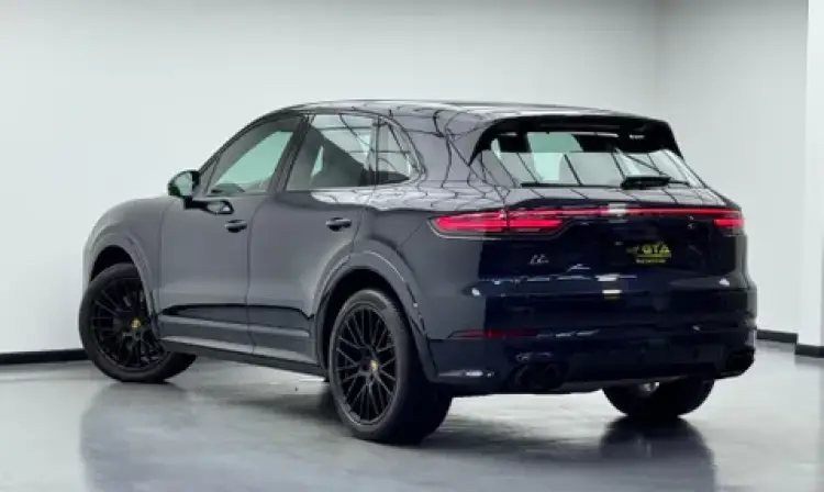 porsche cayenne image Porsche Cayenne GTS 2022