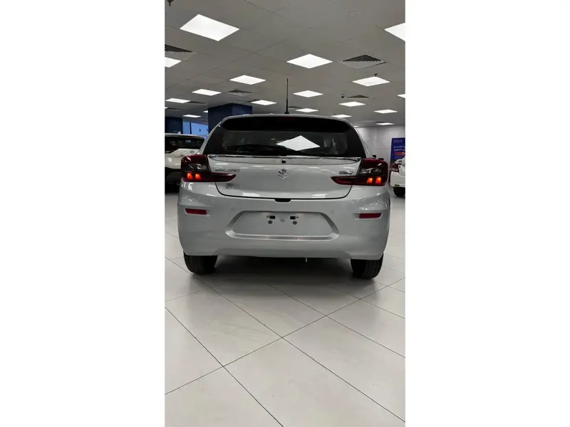 Discover undefined undefined Exterior Interior Images.Find all aspects and details of cars.