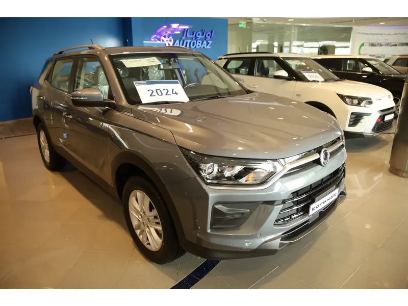 Discover undefined undefined Exterior Interior Images.Find all aspects and details of cars.