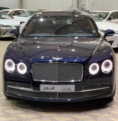 Discover undefined undefined Exterior Interior Images.Find all aspects and details of cars.