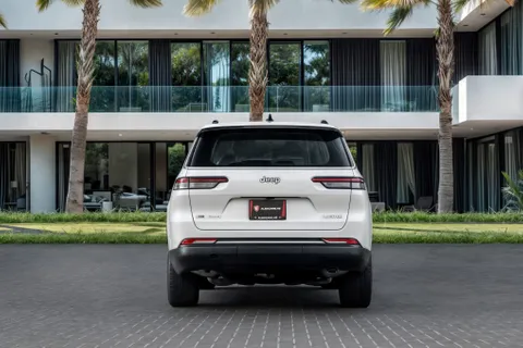 Jeep Grand Cherokee 2023