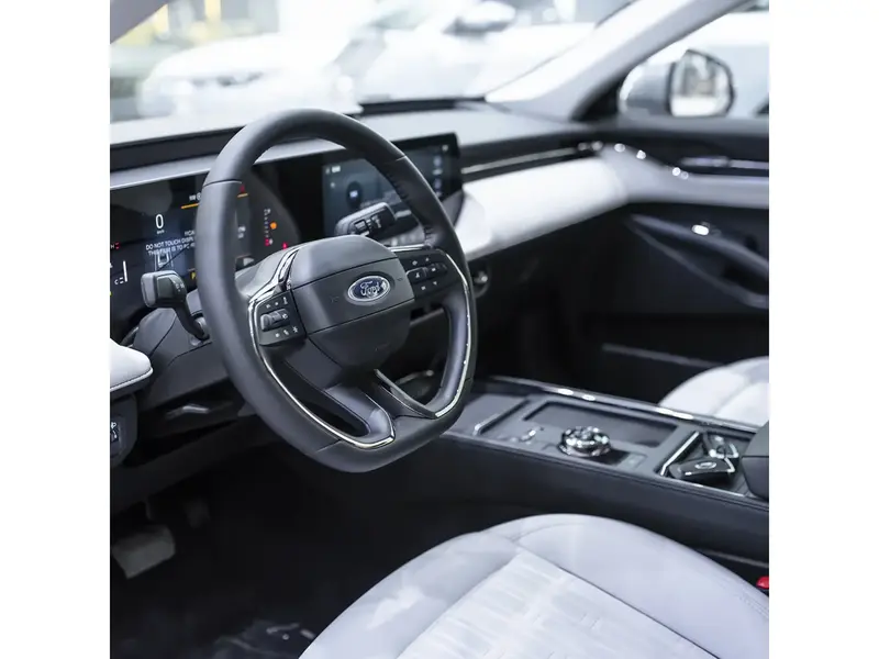 Ford Taurus 2025