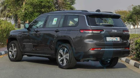 Discover undefined undefined Exterior Interior Images.Find all aspects and details of cars.