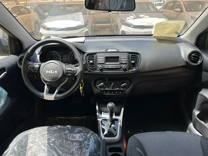 KIA Pegas 2025
