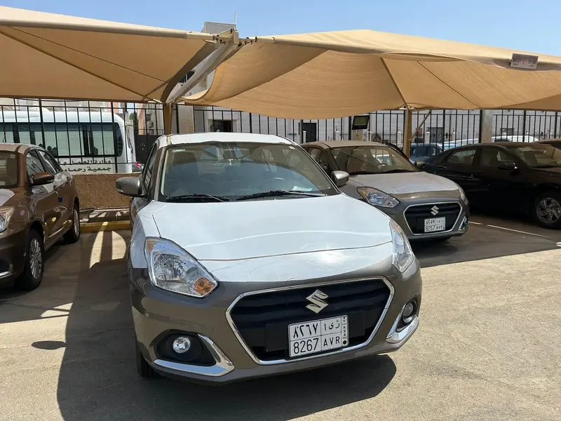 Discover undefined undefined Exterior Interior Images.Find all aspects and details of cars.