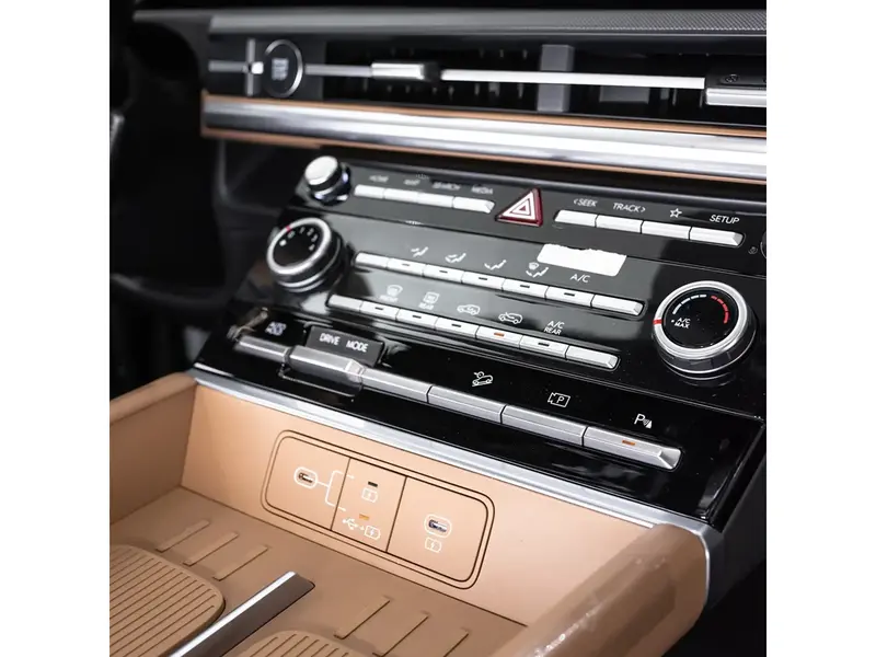 Hyundai SantaFe 2025