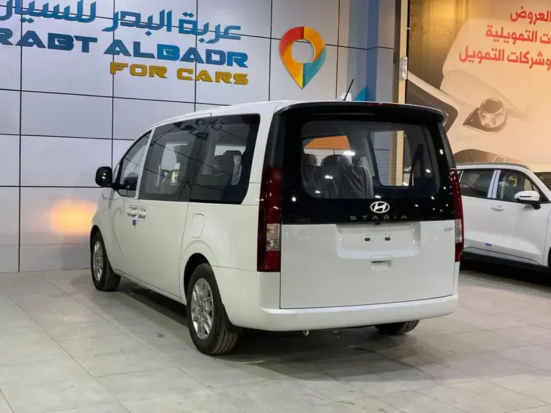 Hyundai Staria 2025