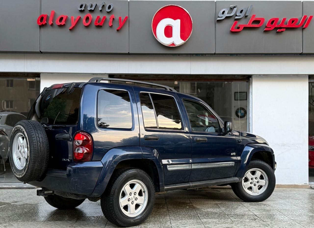 جيب ليبيرتي 2006