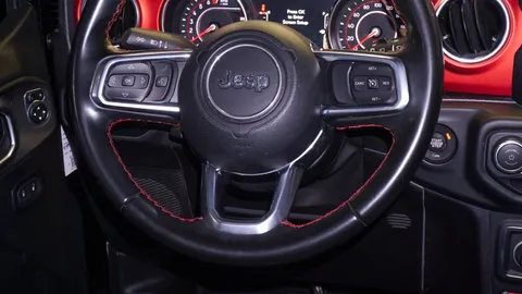 Discover undefined undefined Exterior Interior Images.Find all aspects and details of cars.