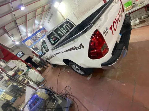 Toyota Hilux 2021