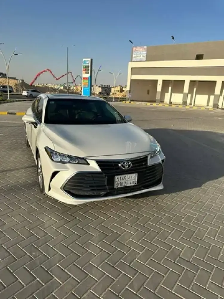 toyota toyota-avalon image Toyota Avalon 2021