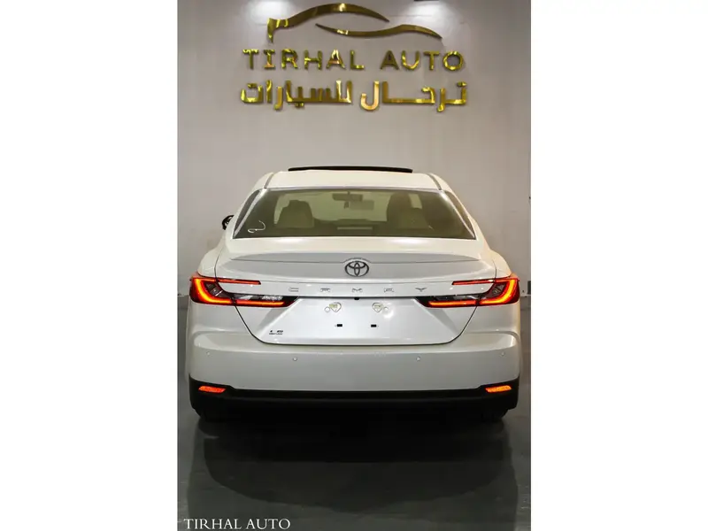 Toyota Camry 2025