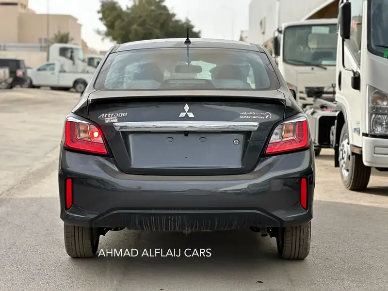 Mitsubishi Attrage 2024