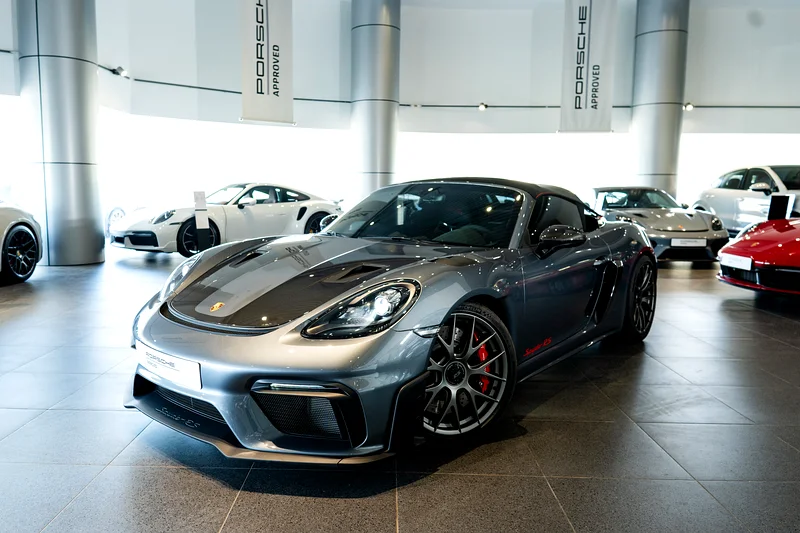 Porsche 718 Spyder RS 