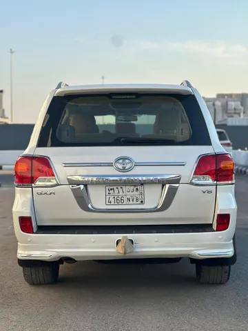 Discover undefined undefined Exterior Interior Images.Find all aspects and details of cars.