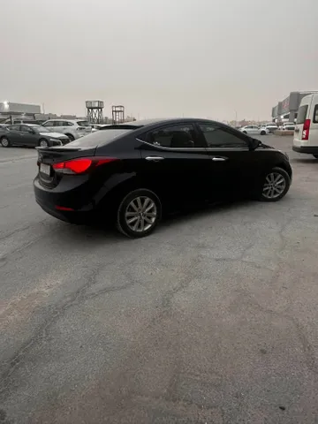 Discover undefined undefined Exterior Interior Images.Find all aspects and details of cars.
