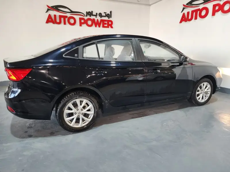MG 5 2025