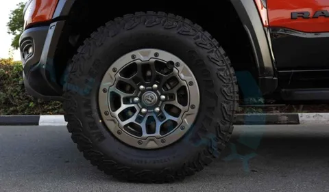 New RAM 1500 TRX 6.2L V8 702 HP 2024