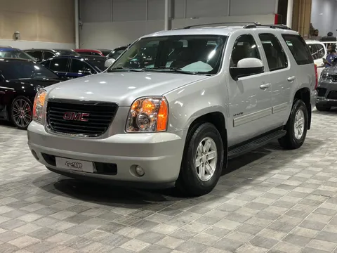 gmc yukon image GMC Yukon 5.3L AWD 2013