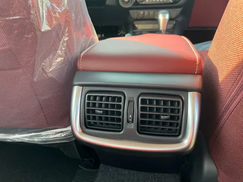 New Toyota Hilux 2025