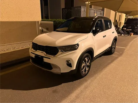 Discover undefined undefined Exterior Interior Images.Find all aspects and details of cars.