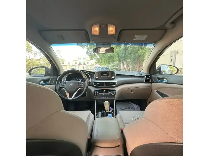 Discover undefined undefined Exterior Interior Images.Find all aspects and details of cars.