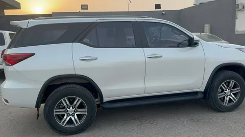 Toyota Fortuner 2014