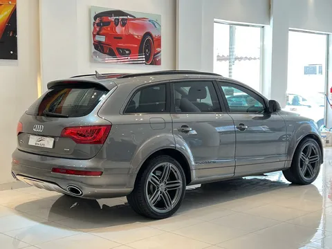 Audi Q7 3.0L (333 HP) 2015