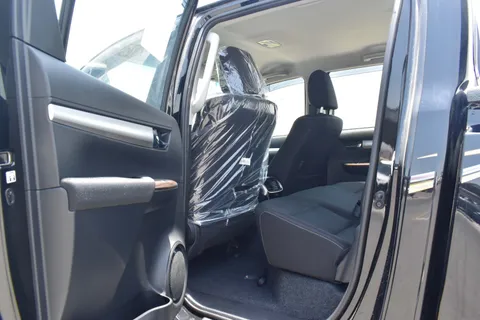New Toyota Hilux 2025