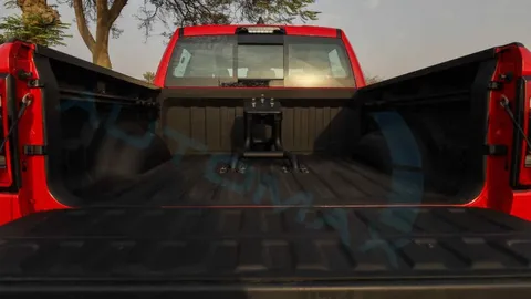 New RAM 1500 TRX 6.2L V8 702 HP 2024