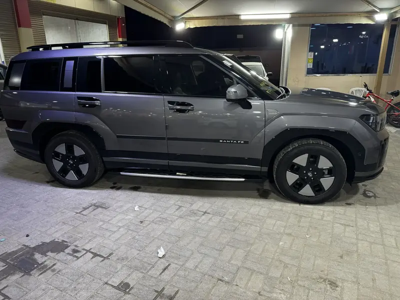 Discover undefined undefined Exterior Interior Images.Find all aspects and details of cars.