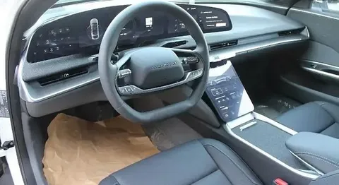 Discover undefined undefined Exterior Interior Images.Find all aspects and details of cars.