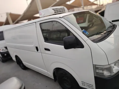 Toyota Hiace CHILLER VAN 2017