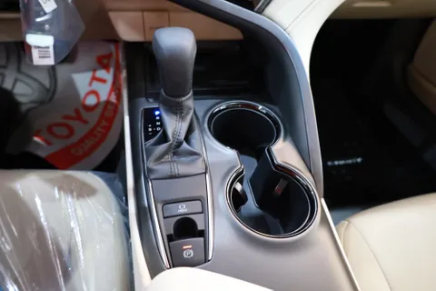 New Toyota Camry 2.5L LE 204 HP 2024