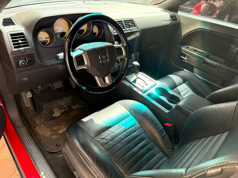 دودج تشالينجر 2013