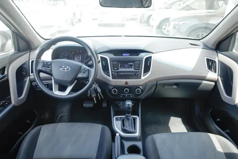 Discover undefined undefined Exterior Interior Images.Find all aspects and details of cars.