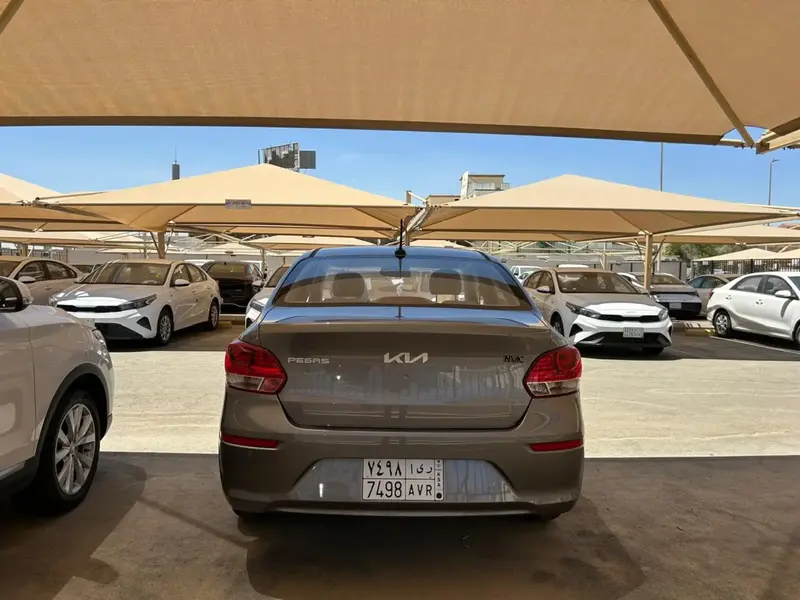 Discover undefined undefined Exterior Interior Images.Find all aspects and details of cars.