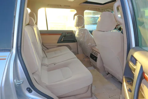 Toyota Land Cruiser 4.5L GXR Petrol 2015