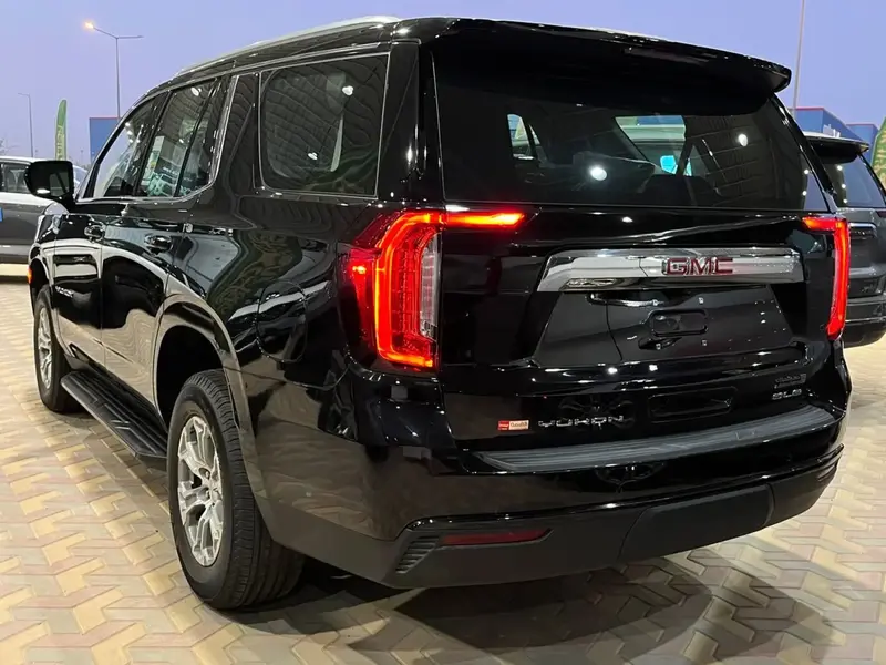 Discover undefined undefined Exterior Interior Images.Find all aspects and details of cars.