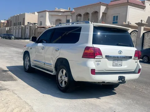 Discover undefined undefined Exterior Interior Images.Find all aspects and details of cars.