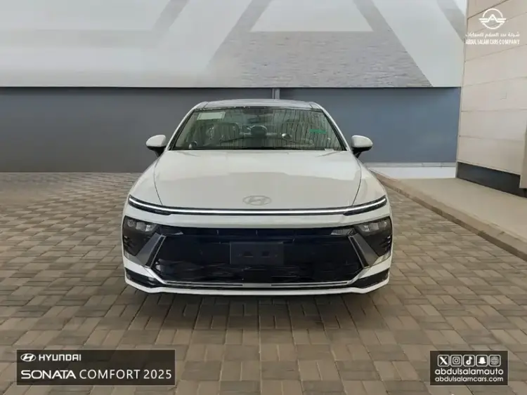 hyundai hyundai-sonata image Hyundai Sonata 2025