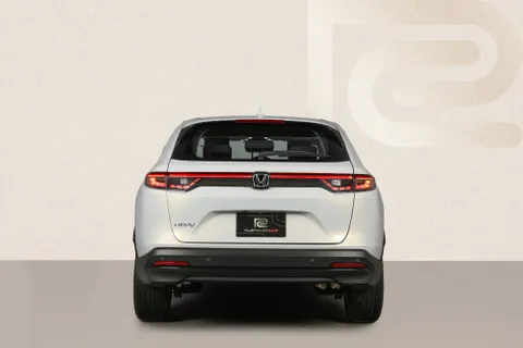 Discover undefined undefined Exterior Interior Images.Find all aspects and details of cars.
