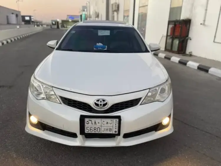 toyota toyota-camry image Toyota Camry 2013