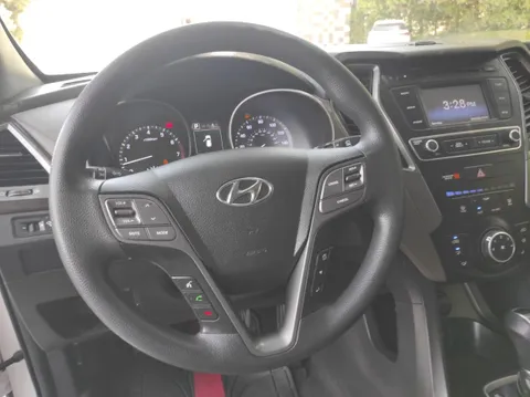 Hyundai Santa Fe 2.4L AWD 2018
