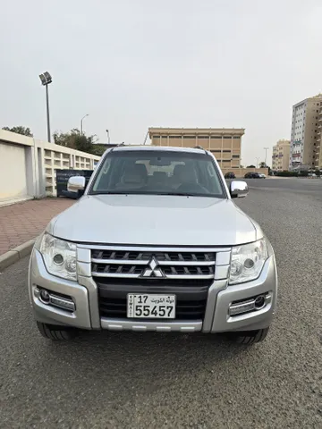 Mitsubishi Pajero GLS V6 2020