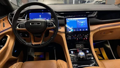 Discover undefined undefined Exterior Interior Images.Find all aspects and details of cars.