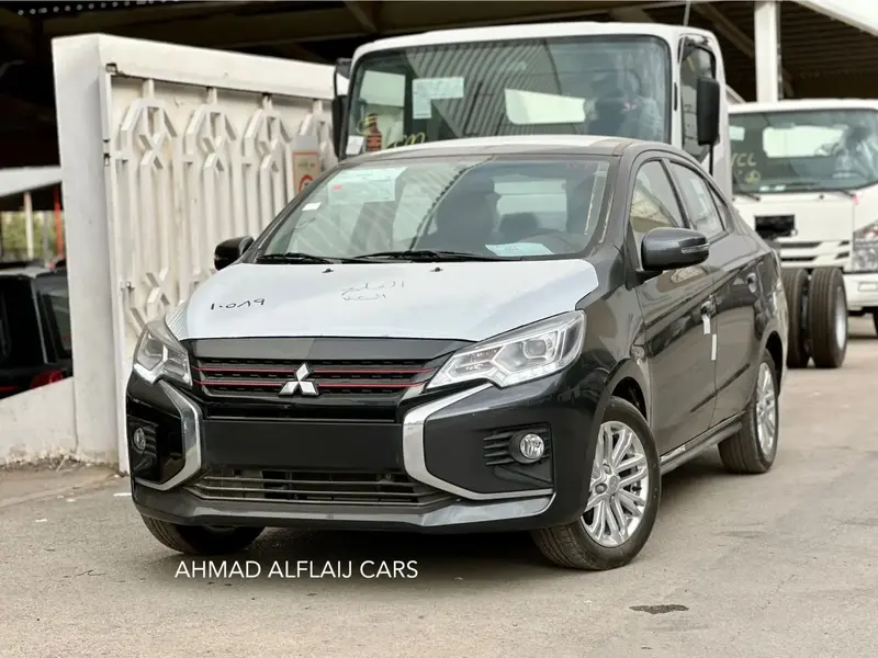 Discover undefined undefined Exterior Interior Images.Find all aspects and details of cars.