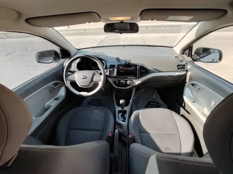Discover undefined undefined Exterior Interior Images.Find all aspects and details of cars.